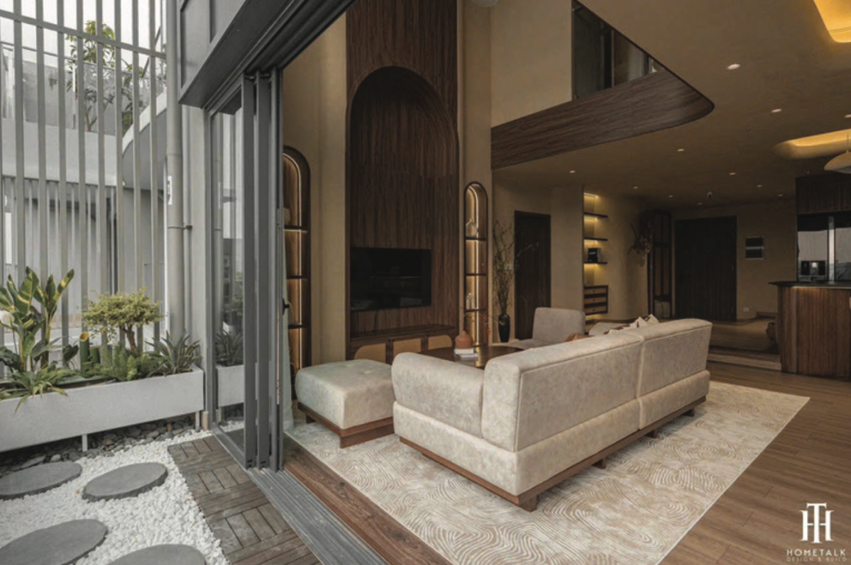 Penthouse Diamond Century1